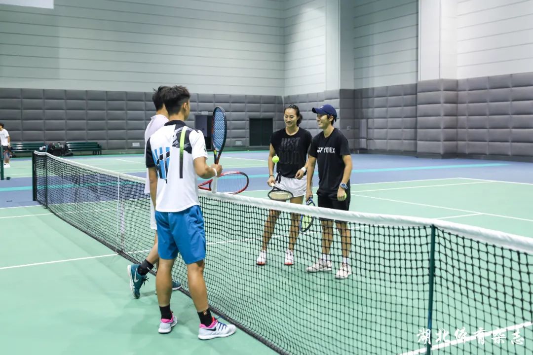 冰岛队凭借 冰岛队凭借